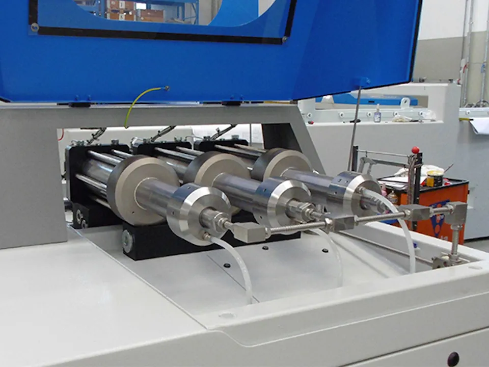 Redundant architecture: less machine downtime