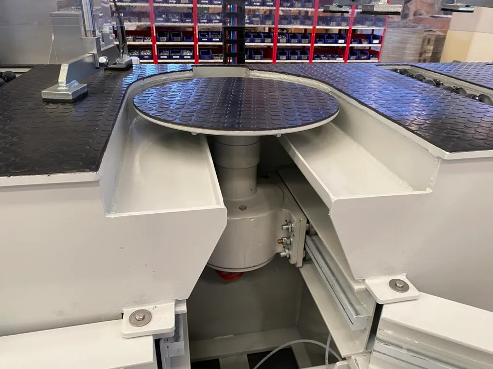 Rotating table