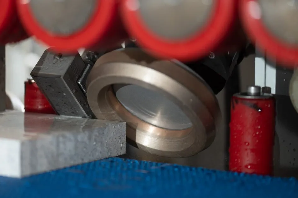Calibrated bevel