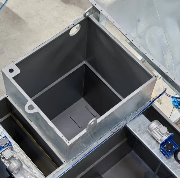 Maxi S-Compact 3.1 — Sludge mixing tank.