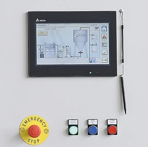Mini Compact L 2.1 — Control panel with 10” touchscreen to manage all plant operations.